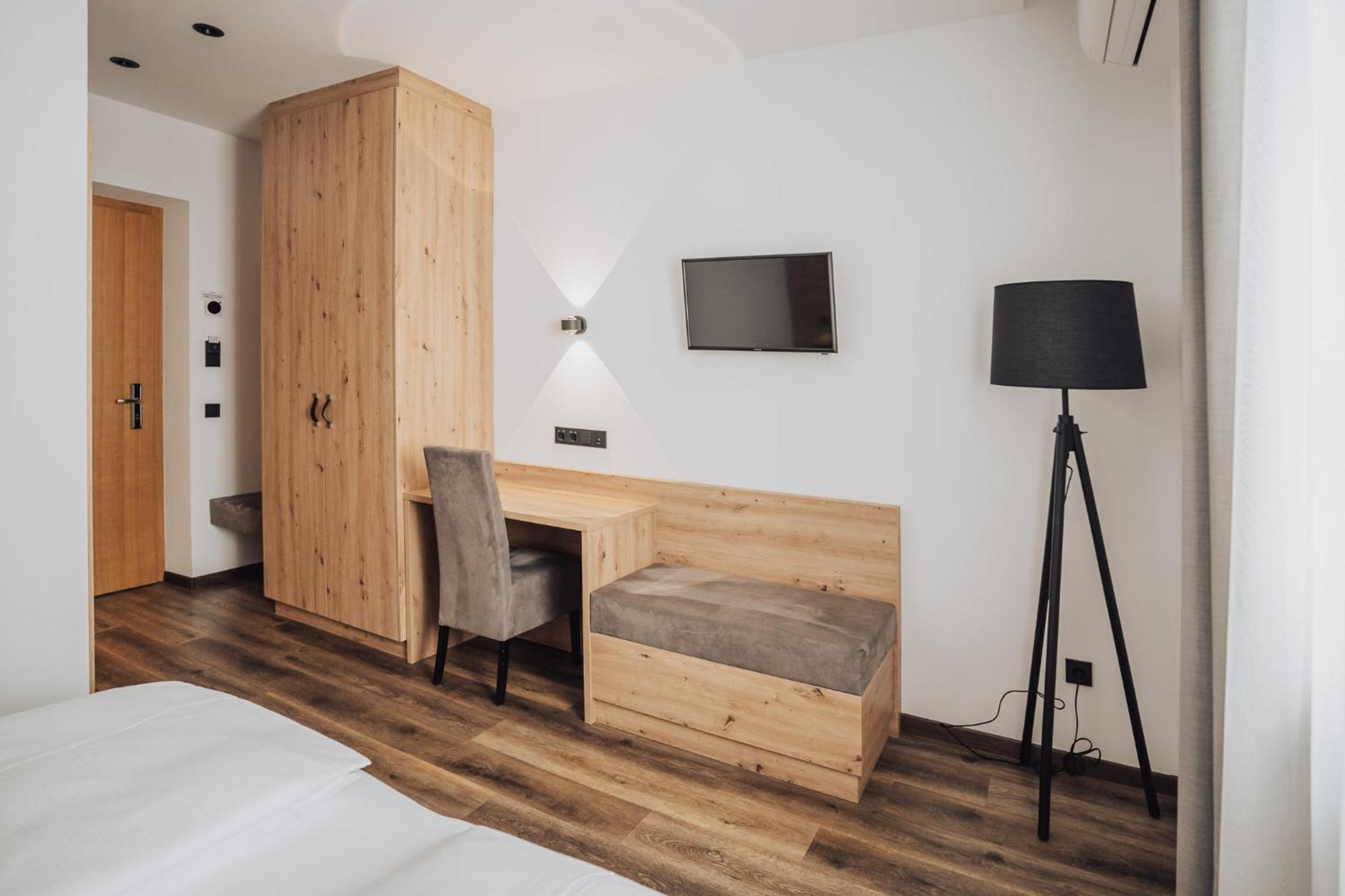 Hotel Feichter & Bistro